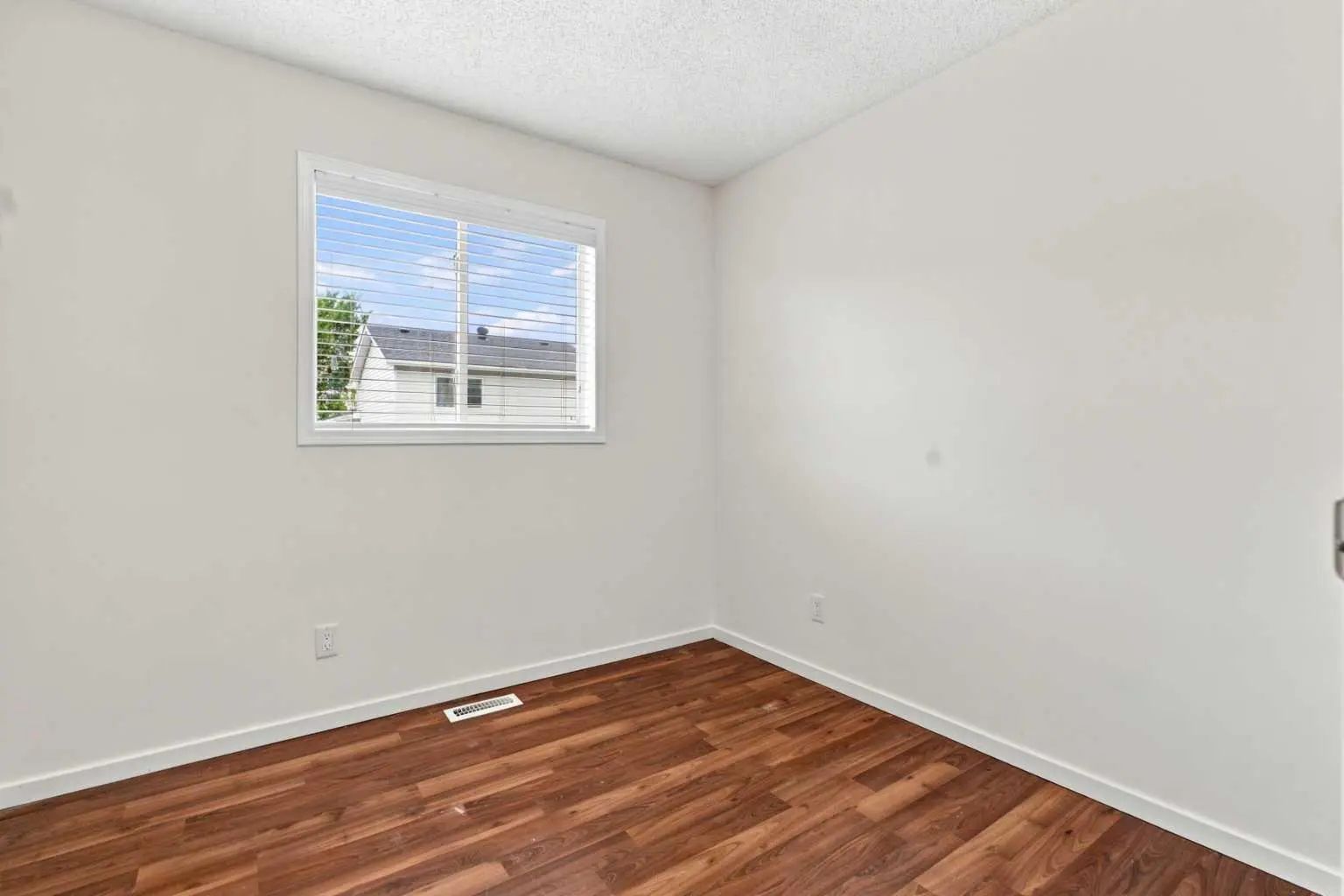 11 Martin Crossing Rise Northeast, Calgary – Residential Detached Listing Photo 20