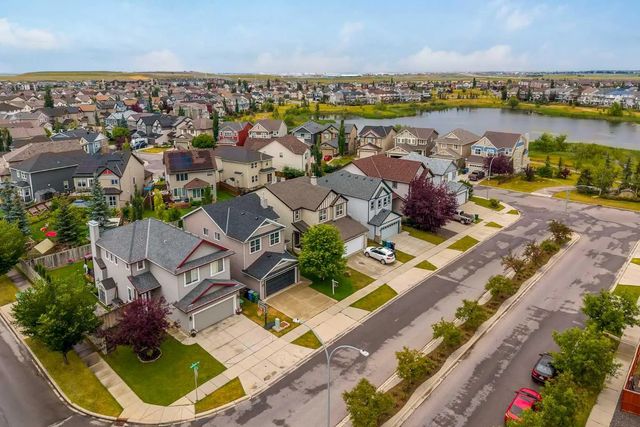 5 Copperpond Link Se, Calgary