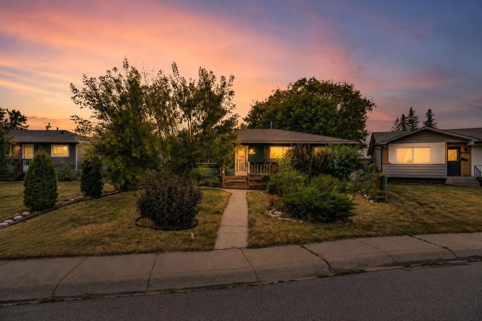 5404 Valentine Crescent Southeast, Calgary – Residential Detached Listing Photo 2