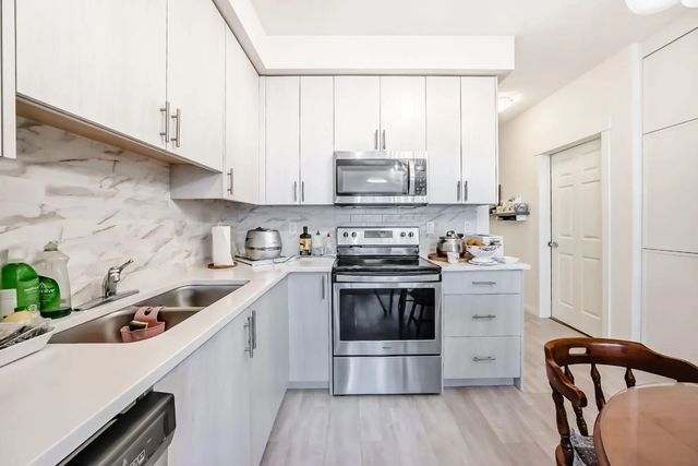 1118 298 Sage Meadows Park Nw, Calgary