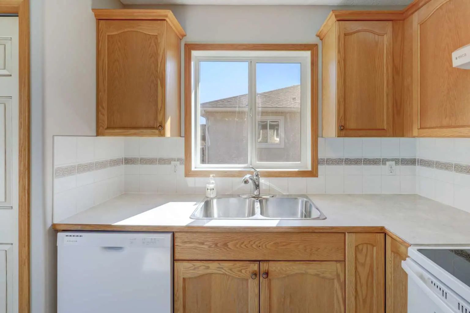 6711 Pinecliff Grove Northeast, Calgary – Residential Row/Townhouse Listing Photo 13