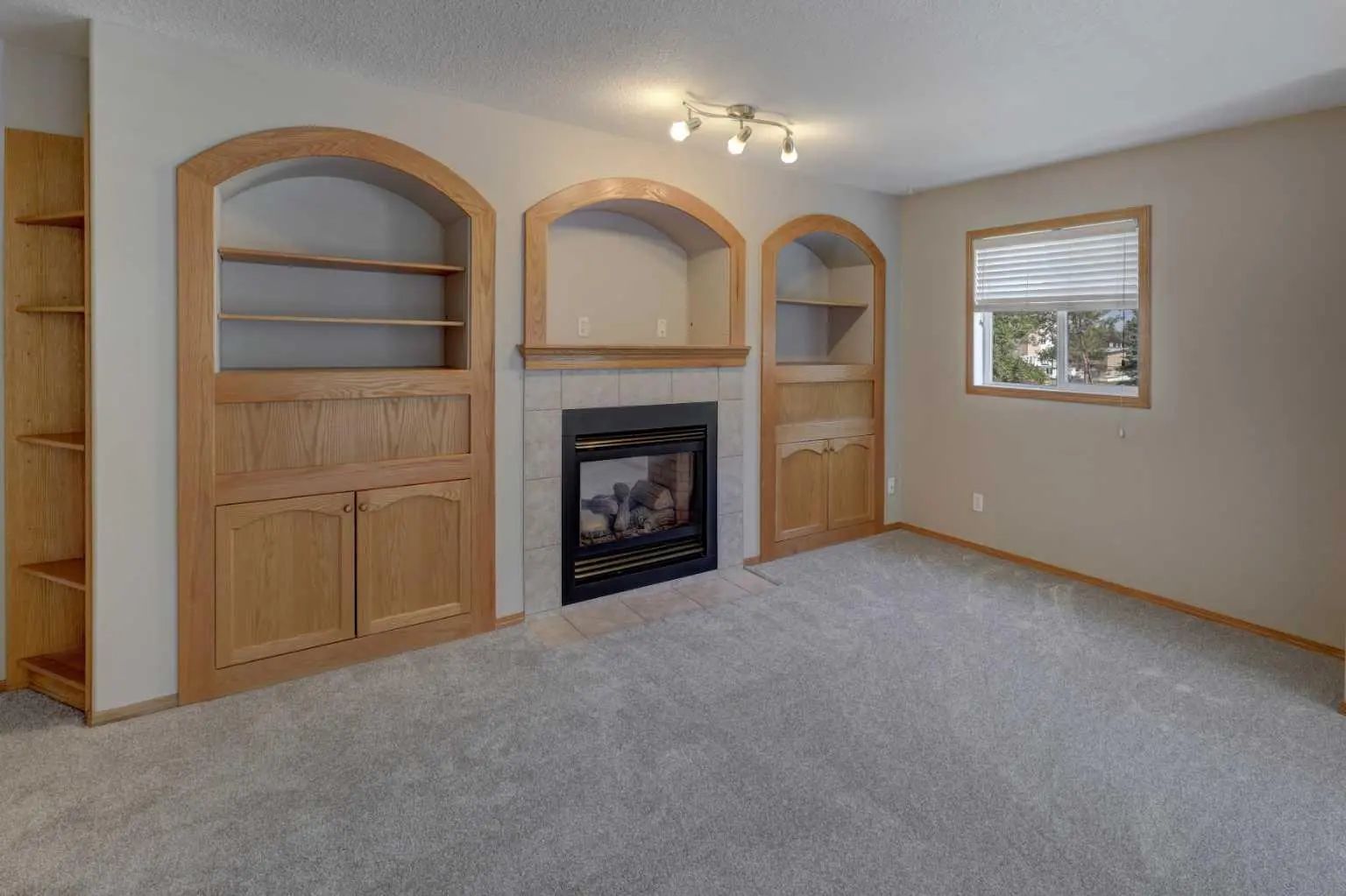 6711 Pinecliff Grove Northeast, Calgary – Residential Row/Townhouse Listing Photo 5