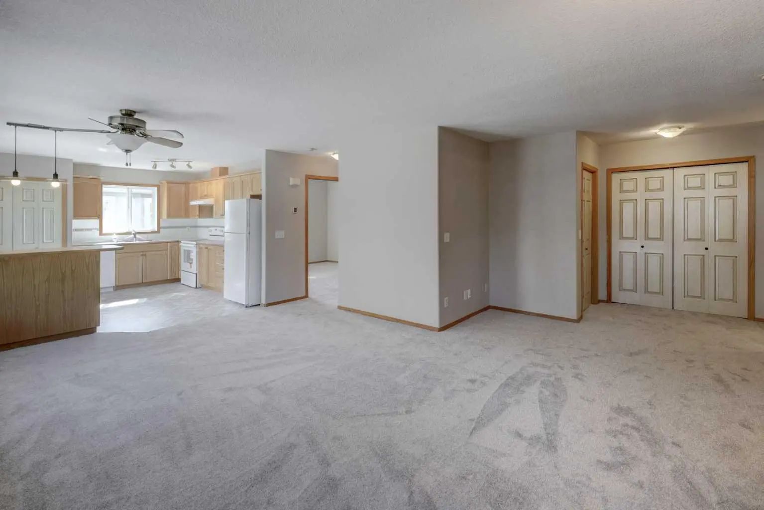6711 Pinecliff Grove Northeast, Calgary – Residential Row/Townhouse Listing Photo 6
