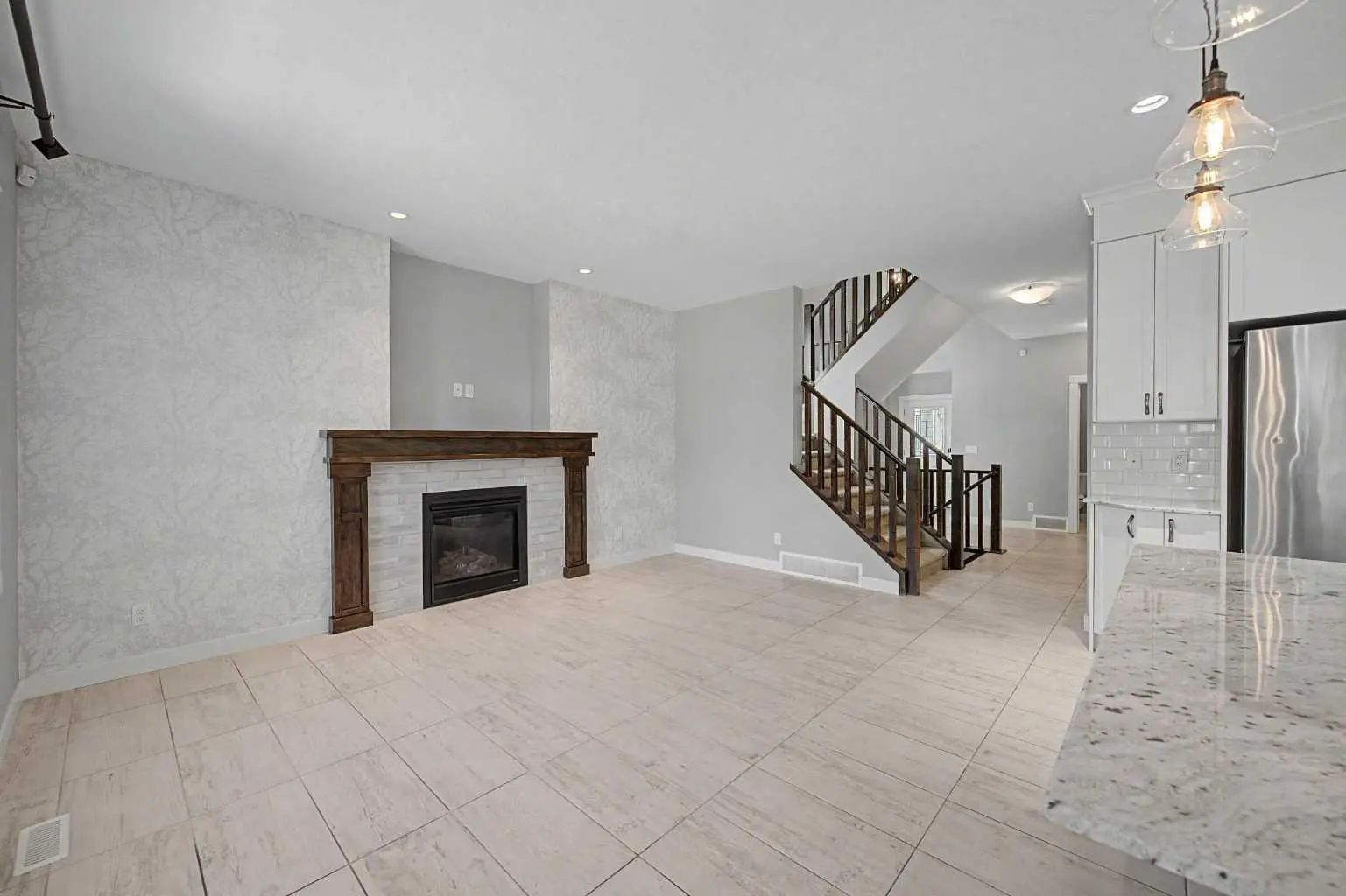 604 Midtown Place Southwest, Airdrie – Residential Detached Listing Photo 5