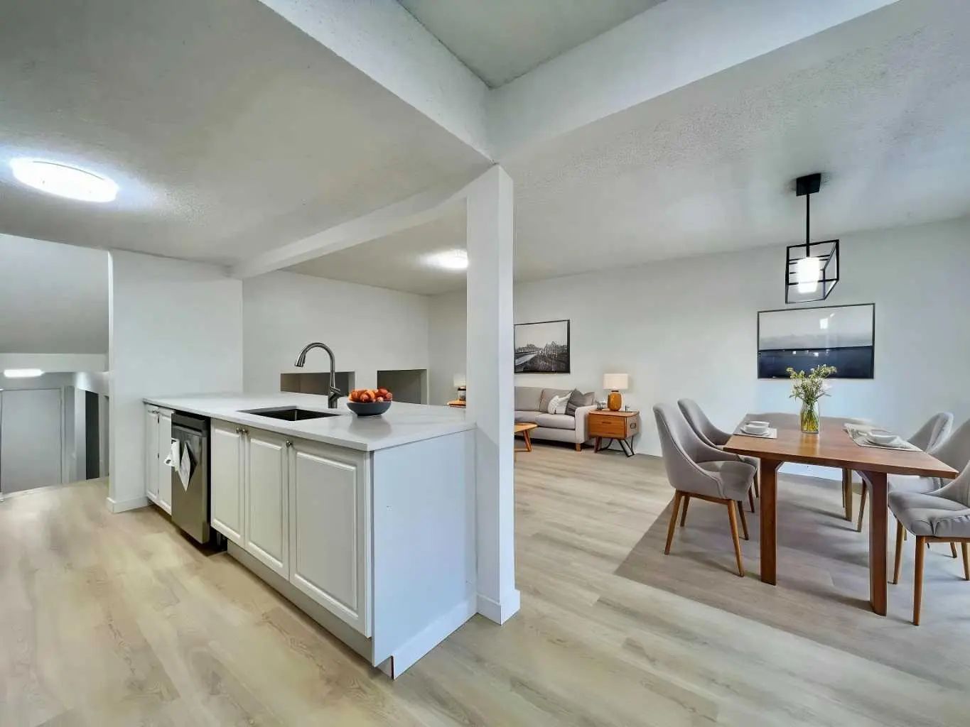 58 Canterbury Gardens Southwest, Calgary – Residential Row/Townhouse Listing Photo 13