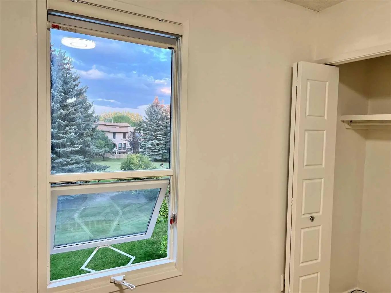 58 Canterbury Gardens Southwest, Calgary – Residential Row/Townhouse Listing Photo 23