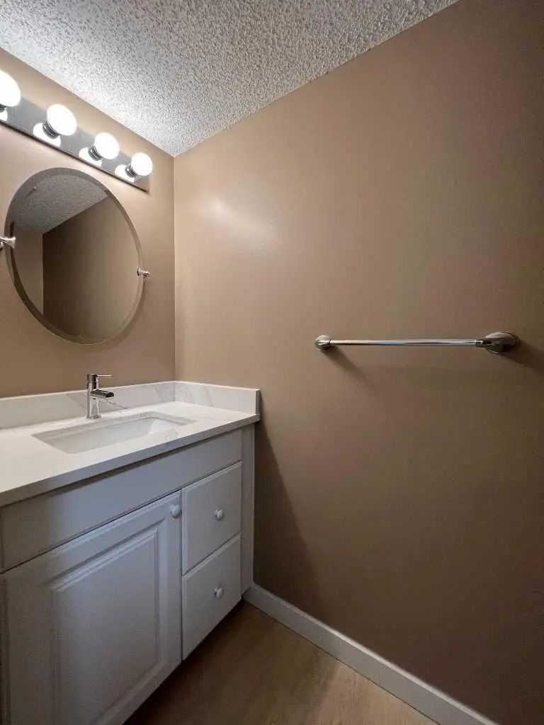 58 Canterbury Gardens Southwest, Calgary – Residential Row/Townhouse Listing Photo 31