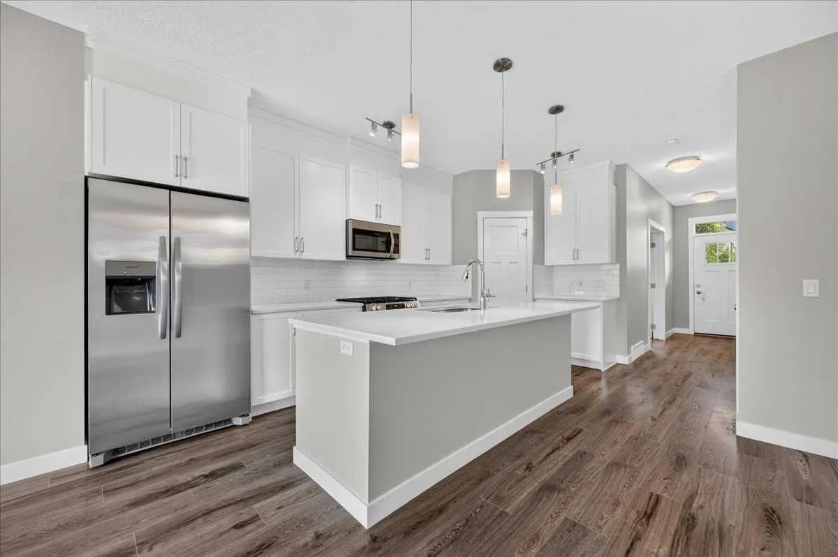 97 Seton Manor Southeast, Calgary – Residential Detached Listing Photo 4