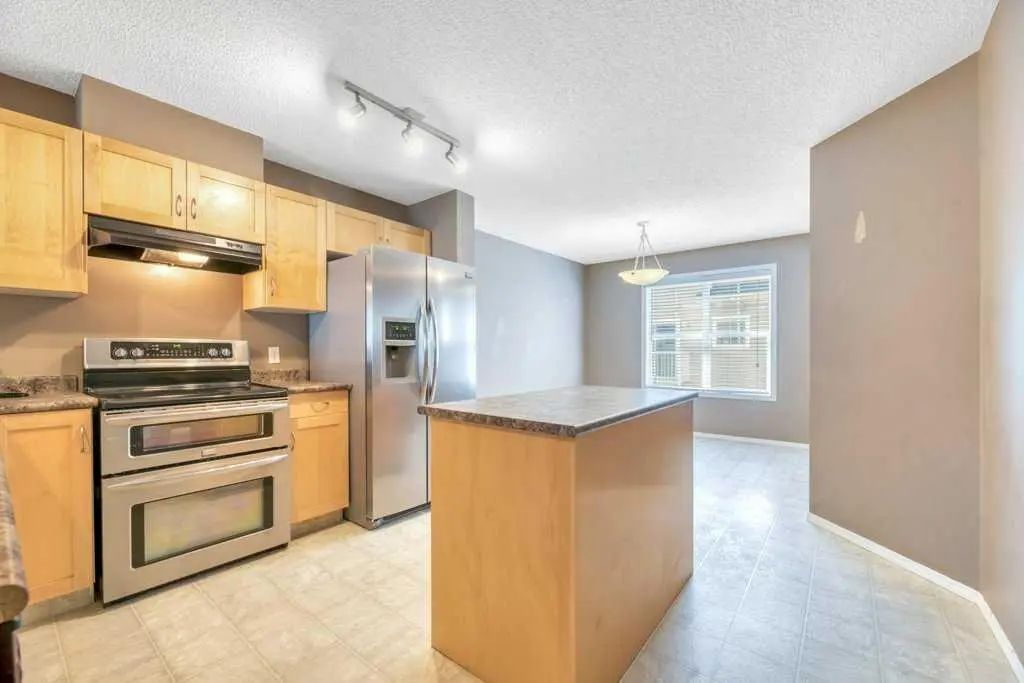 80 Elgin Gardens Southeast, Calgary – Residential Row/Townhouse Listing Photo 9