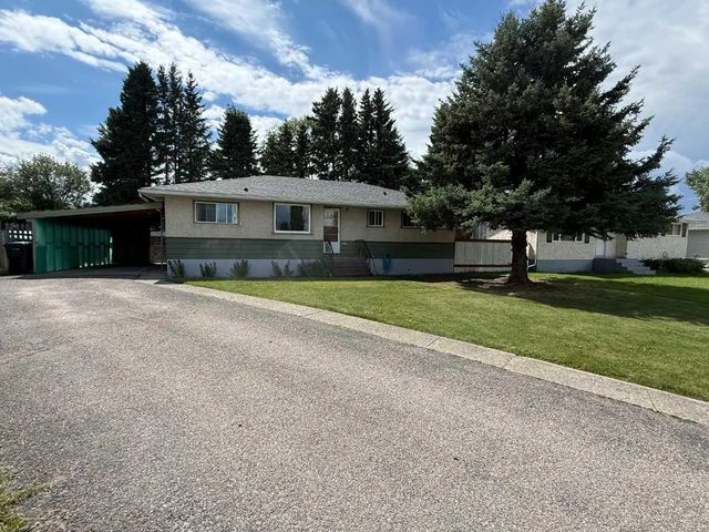 105 Poplar Place , Hinton