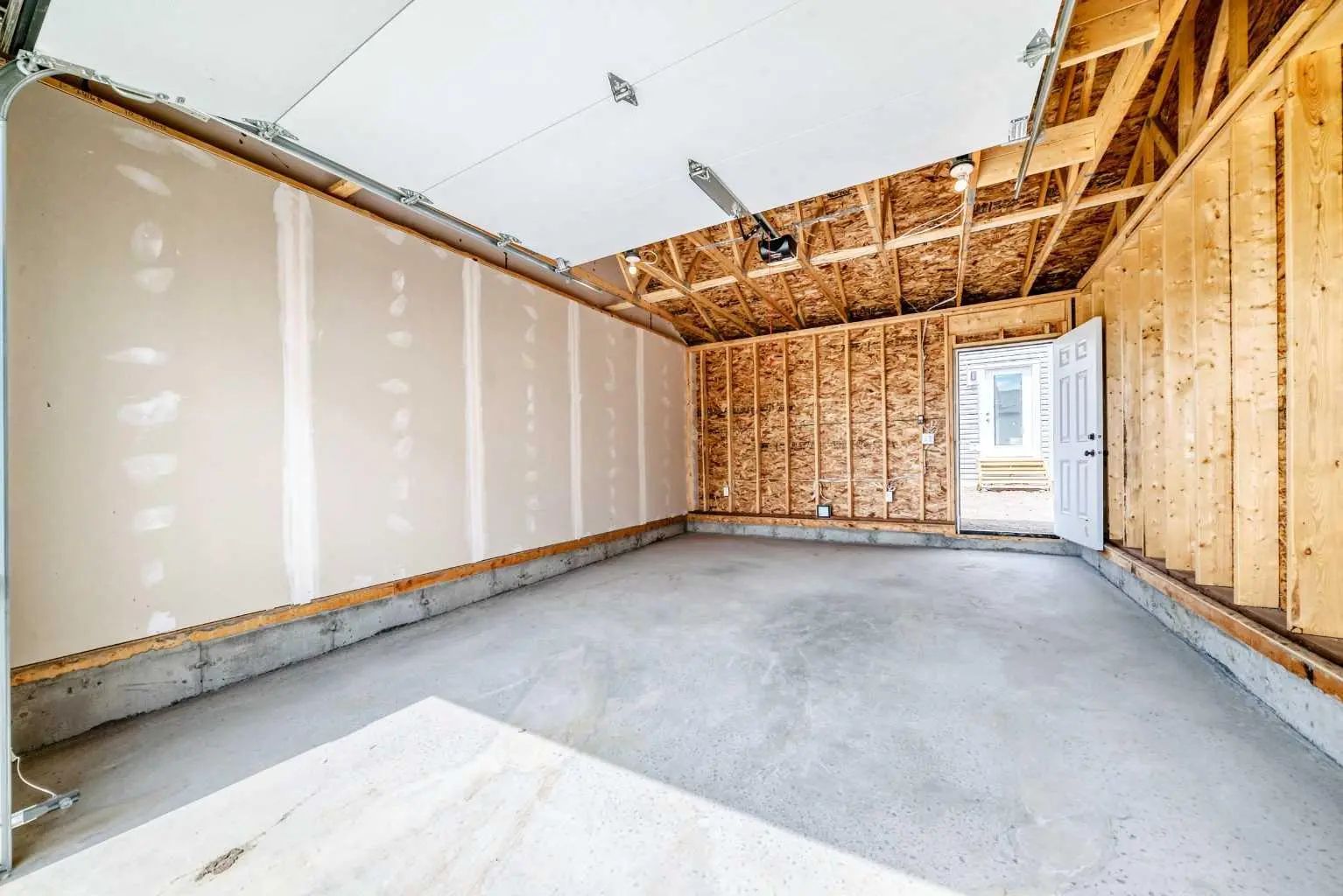 277 Heirloom Way Southeast, Calgary – Residential Row/Townhouse Listing Photo 33