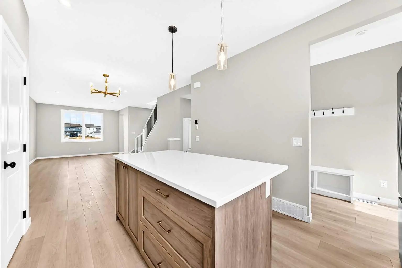 277 Heirloom Way Southeast, Calgary – Residential Row/Townhouse Listing Photo 8