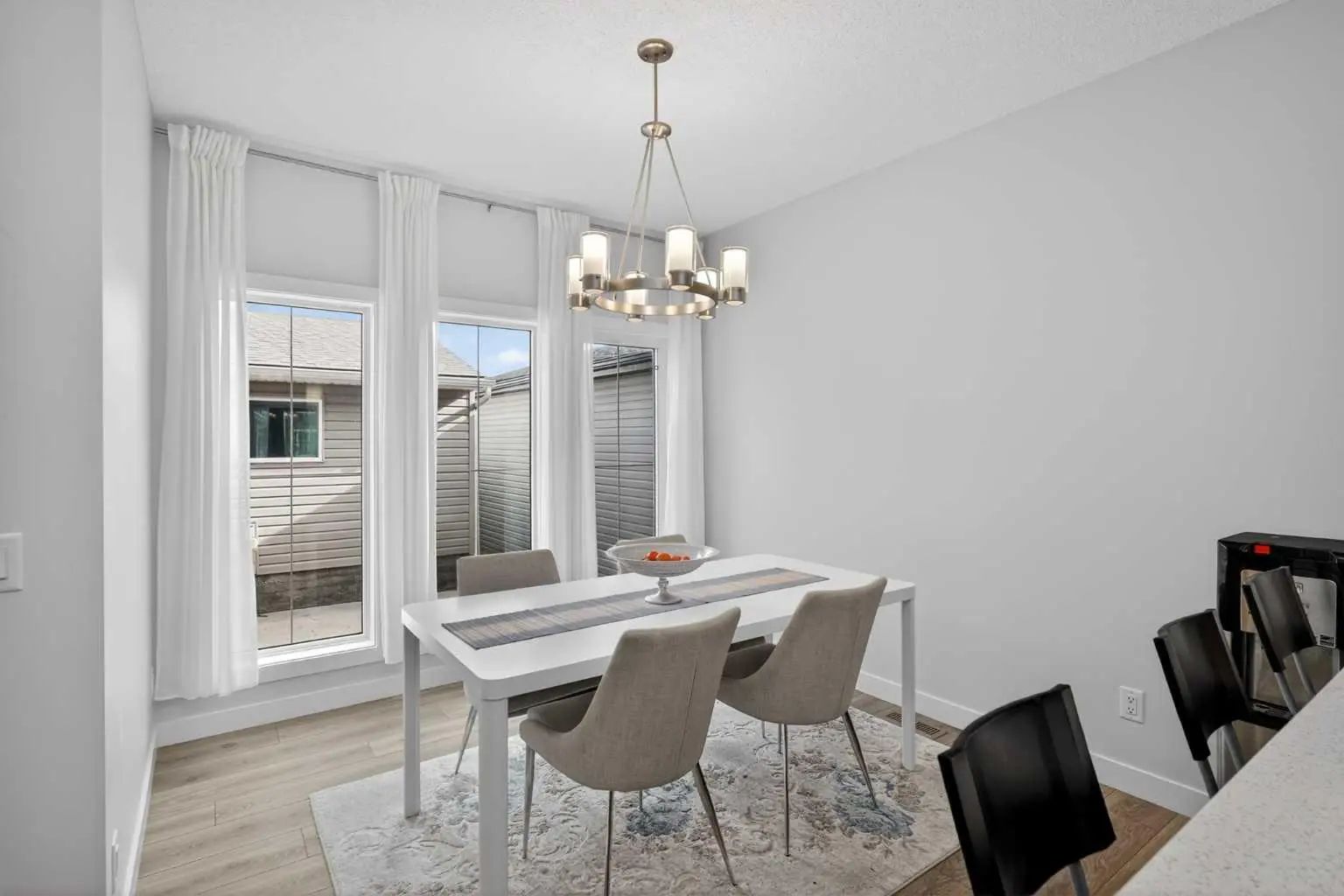 226 148 Avenue Northwest, Calgary – Residential Detached Listing Photo 8