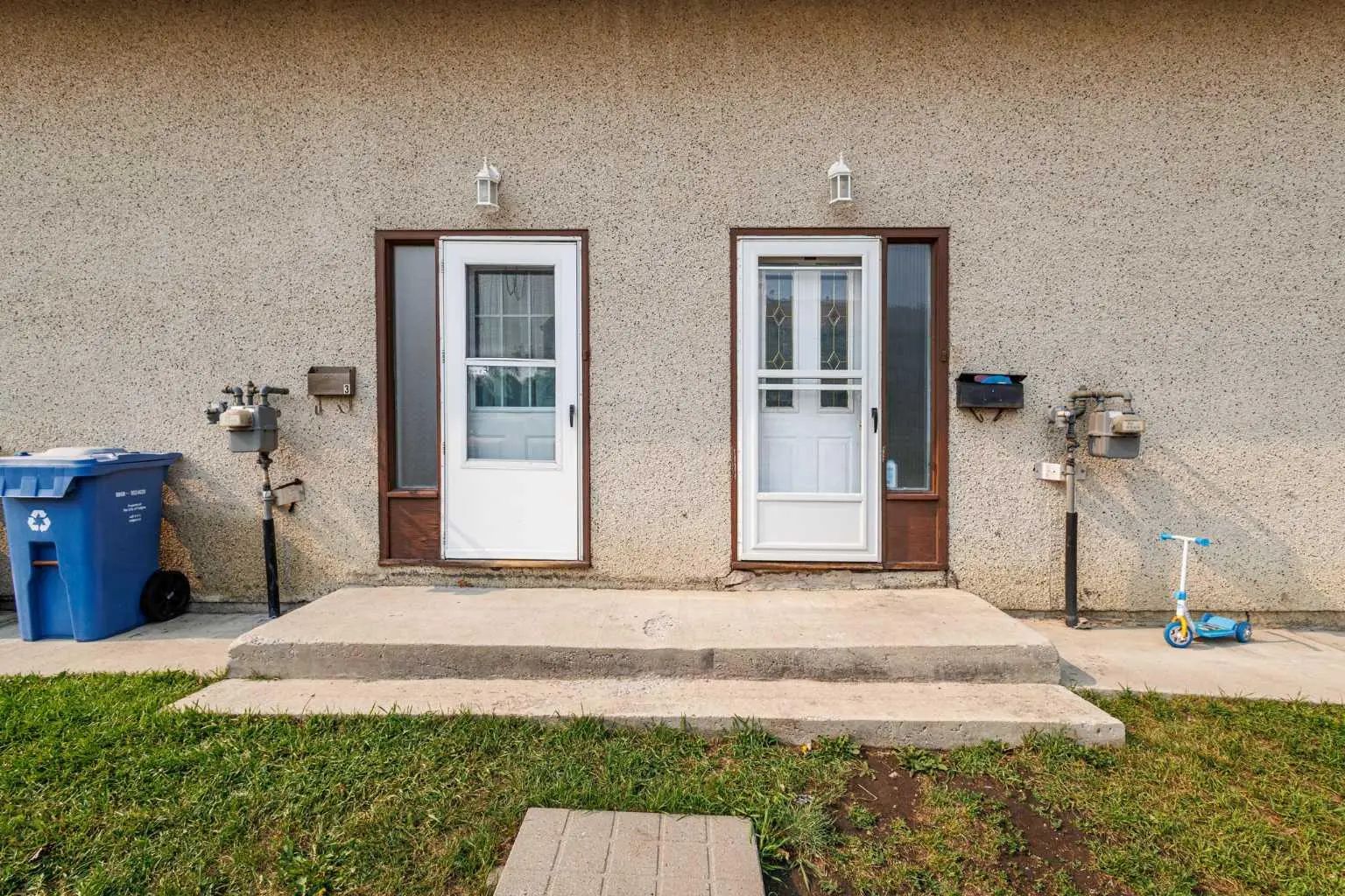 11268 6  Southwest, Calgary – Multi-Family 4 plex Listing Photo 46