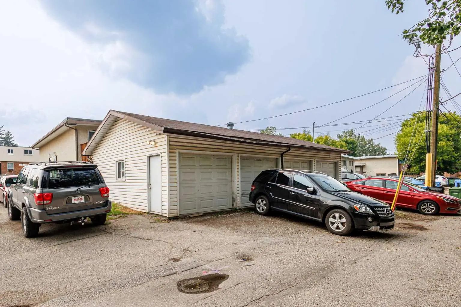11268 6  Southwest, Calgary – Multi-Family 4 plex Listing Photo 50