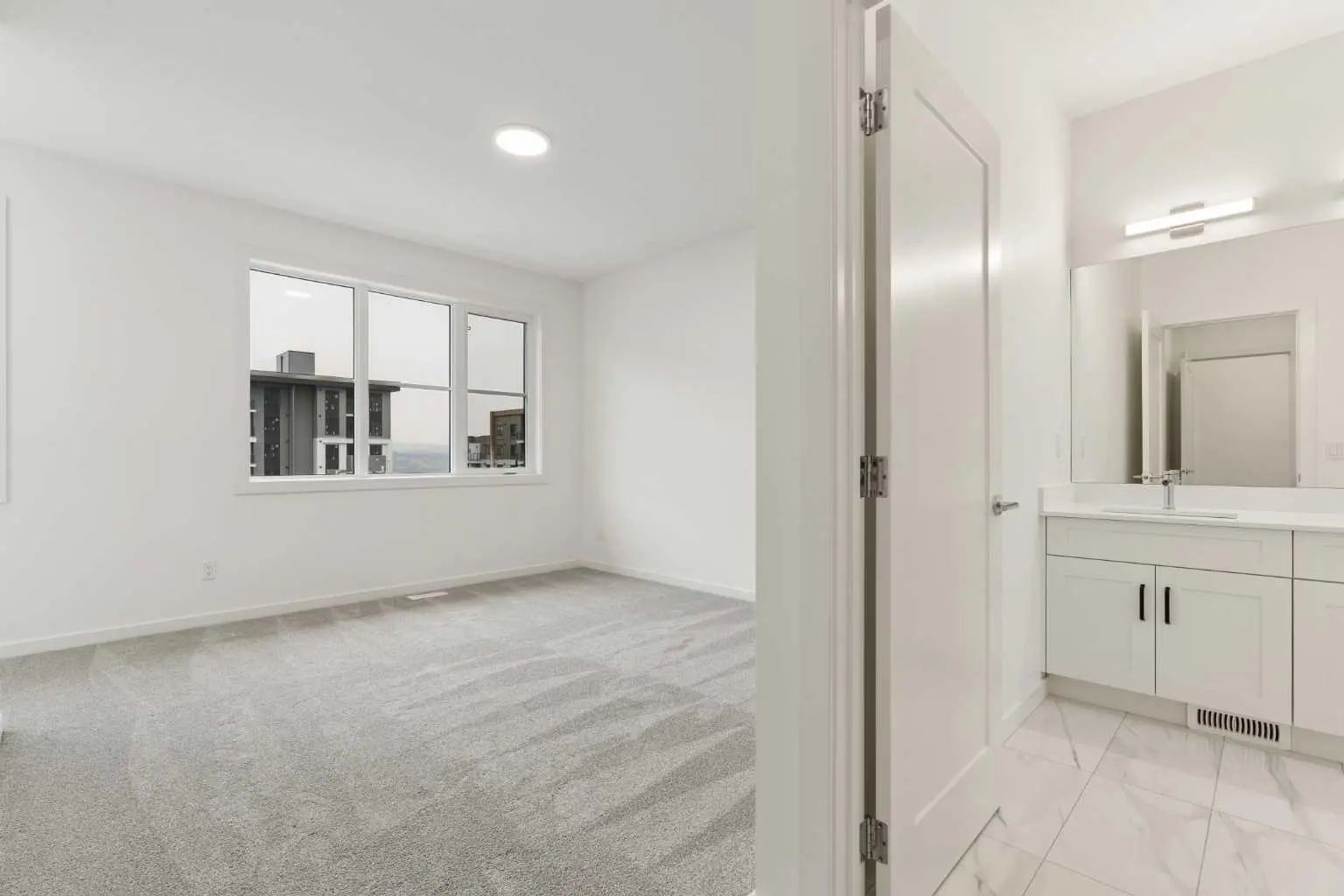 1469 Na'a Drive Southwest, Calgary – Residential Row/Townhouse Listing Photo 21
