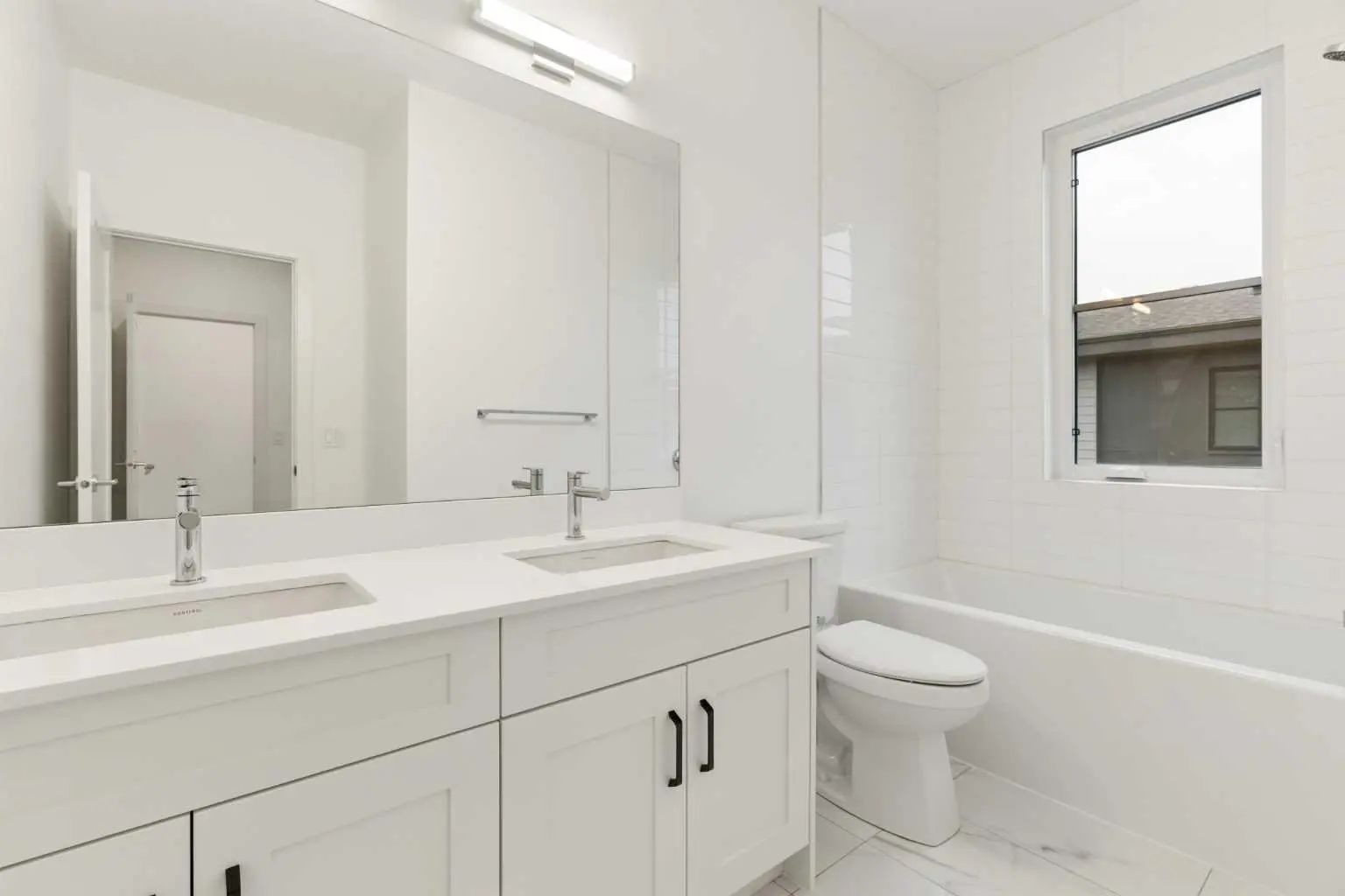 1469 Na'a Drive Southwest, Calgary – Residential Row/Townhouse Listing Photo 24