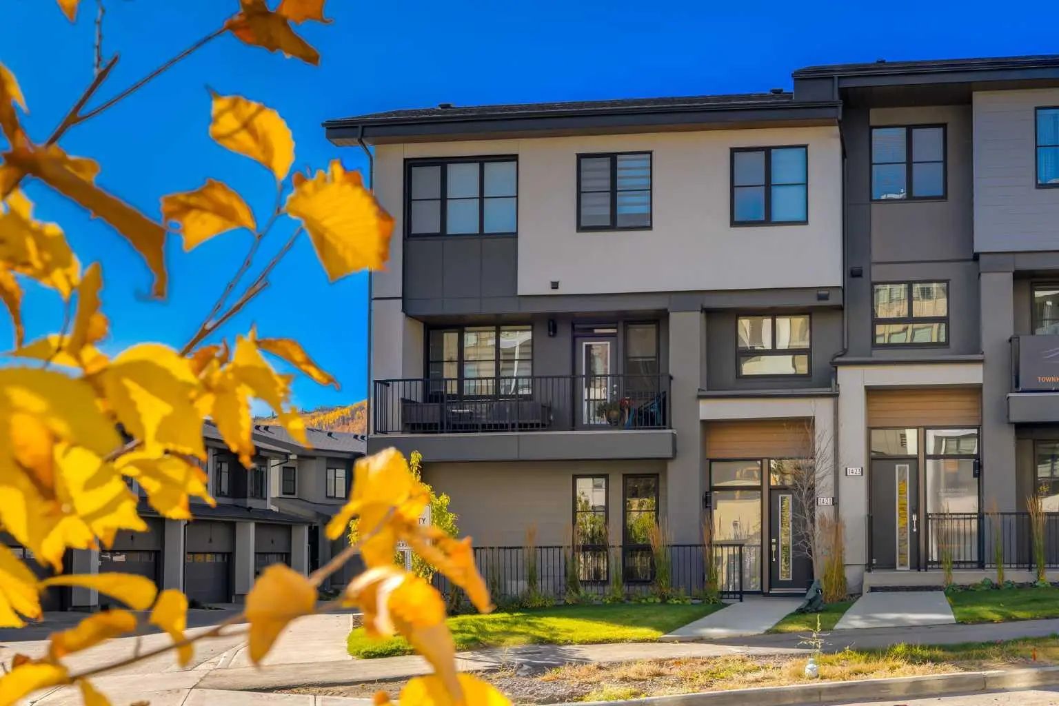 1469 Na'a Drive Southwest, Calgary – Residential Row/Townhouse Listing Photo 33