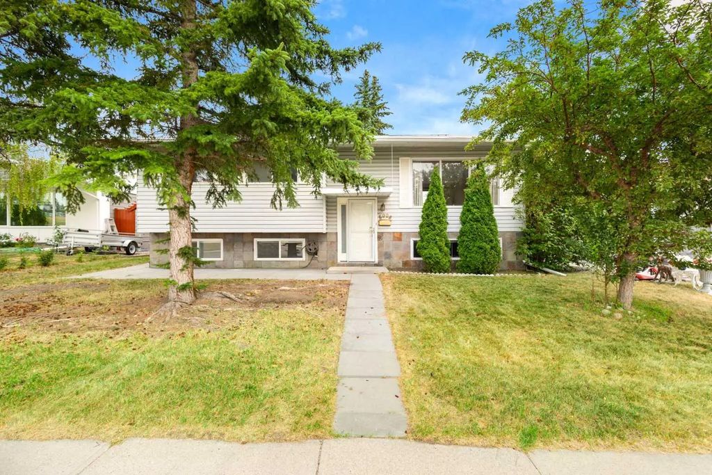 6008 Dalgetty Drive Nw, Calgary