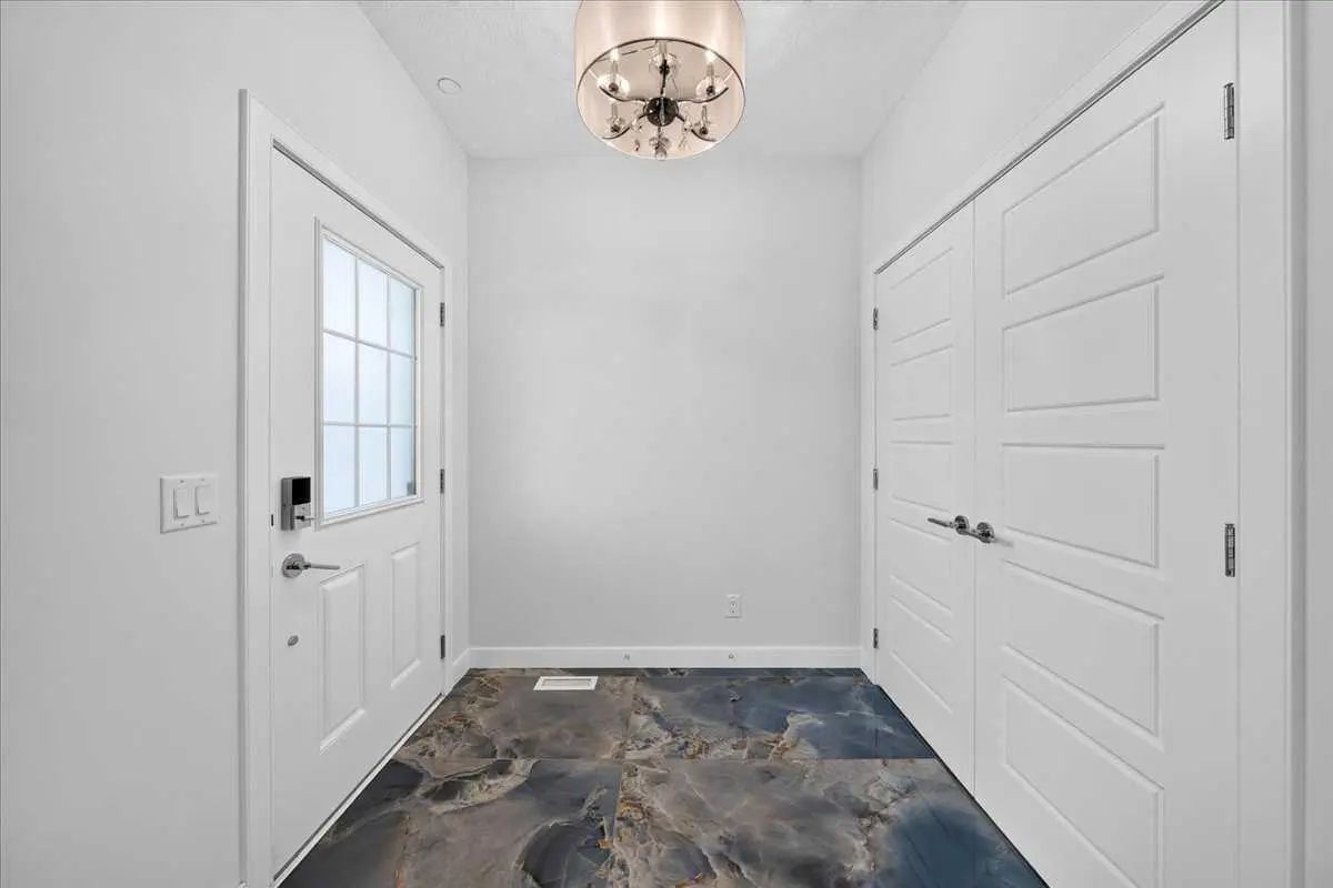 14945 1 Street Northwest, Calgary – Residential Detached Listing Photo 5