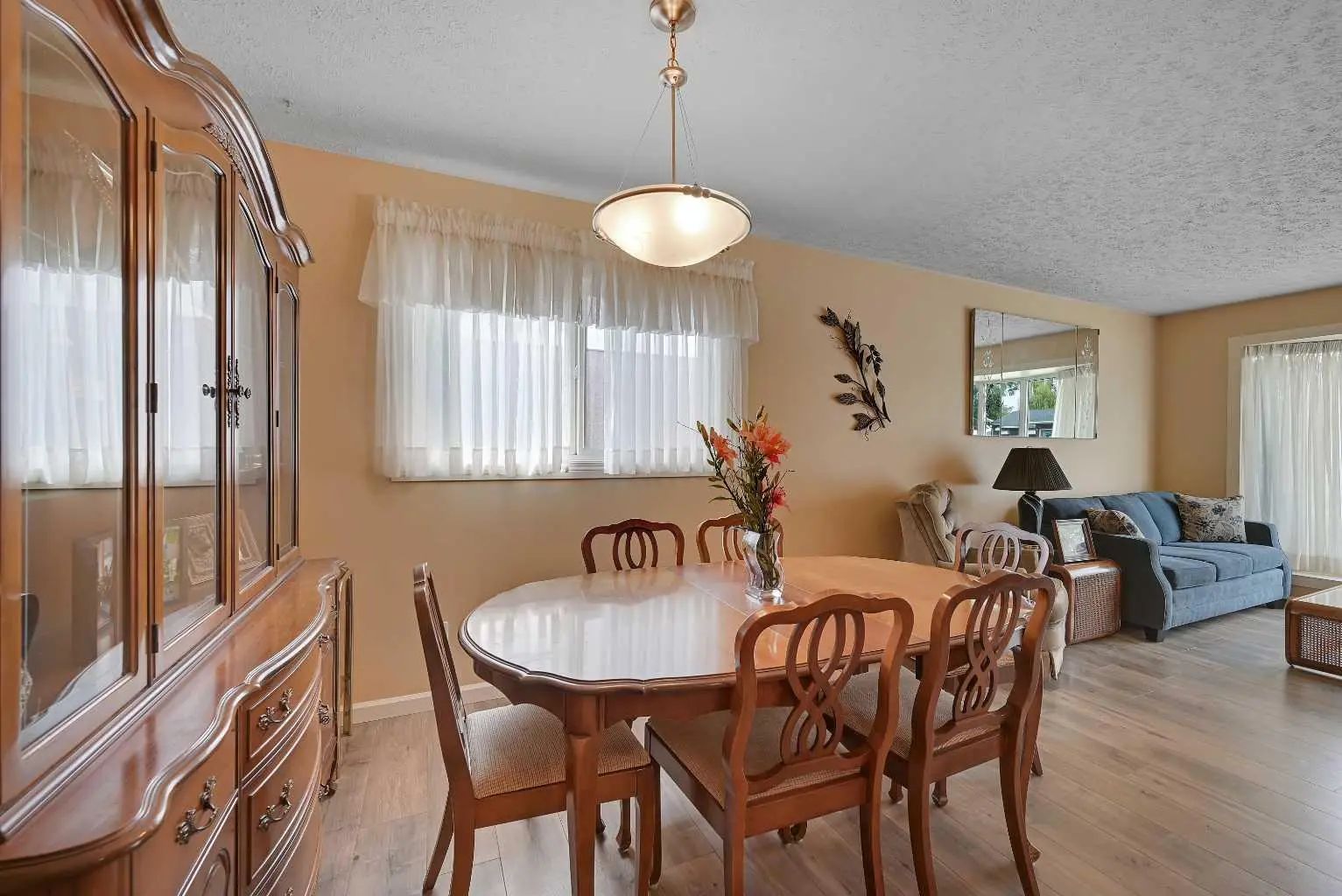 435 88 Avenue Southeast, Calgary – Residential Detached Listing Photo 7