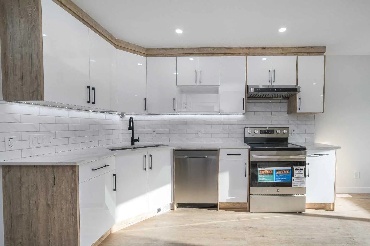 4249 Catalina Boulevard Northeast, Calgary – Residential Detached Listing Photo 4
