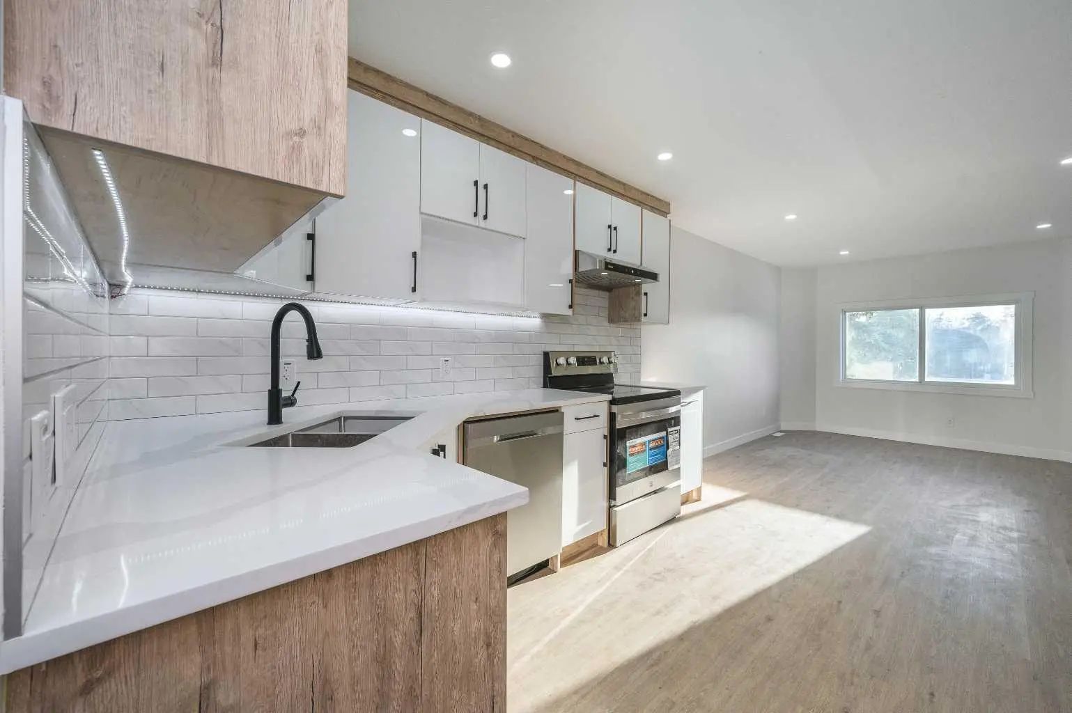 4249 Catalina Boulevard Northeast, Calgary – Residential Detached Listing Photo 5