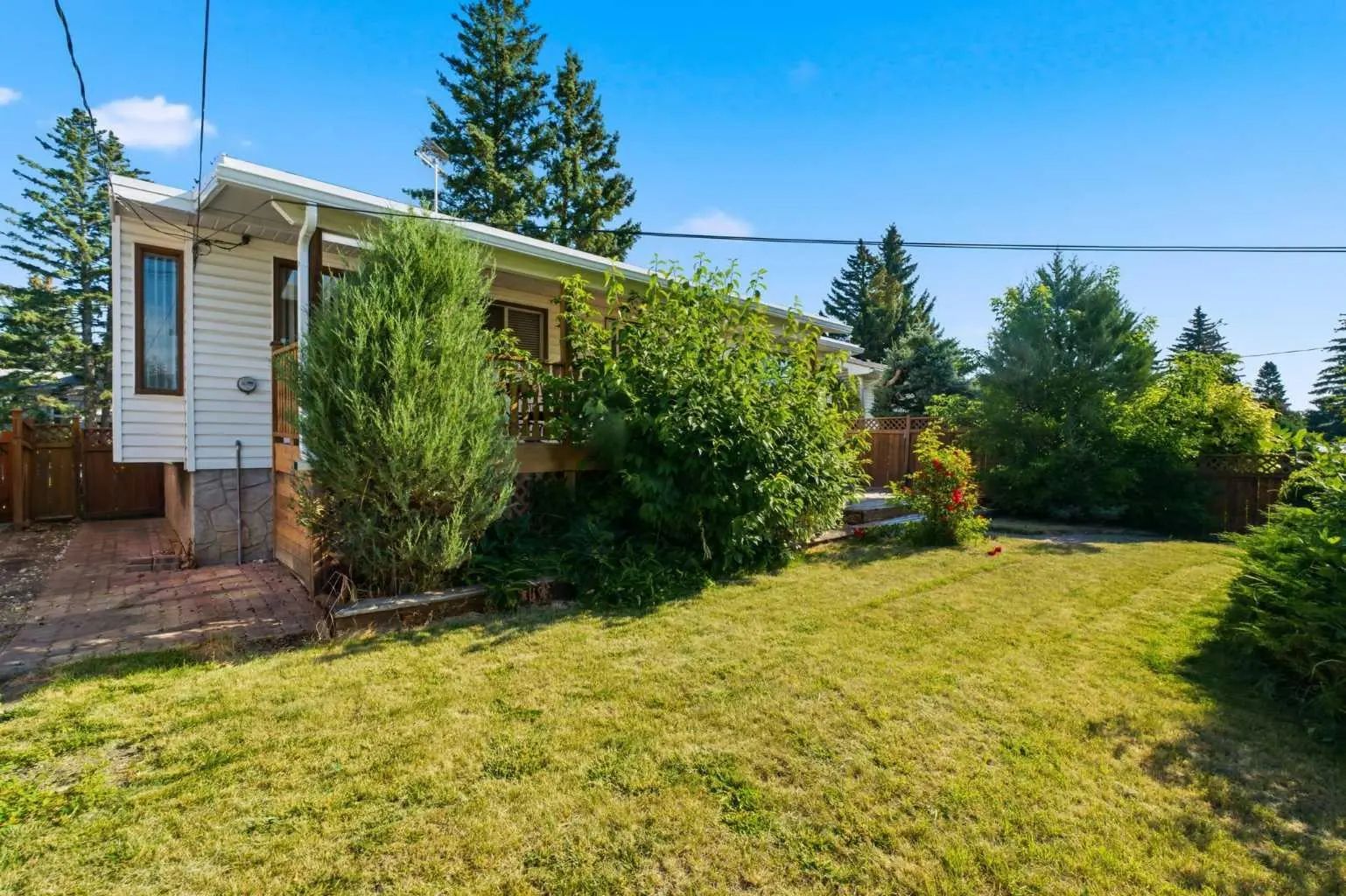 16 Dalroy Crescent Northwest, Calgary – Residential Detached Listing Photo 19