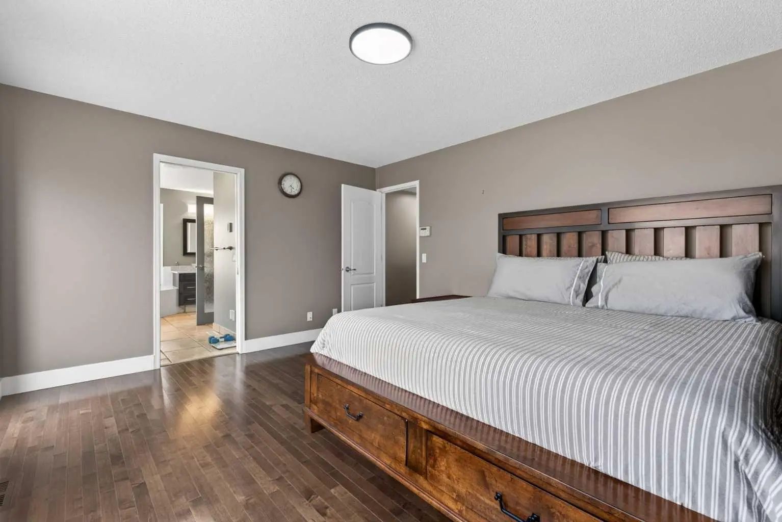 111 Valley Ponds Crescent Northwest, Calgary – Residential Detached Listing Photo 28