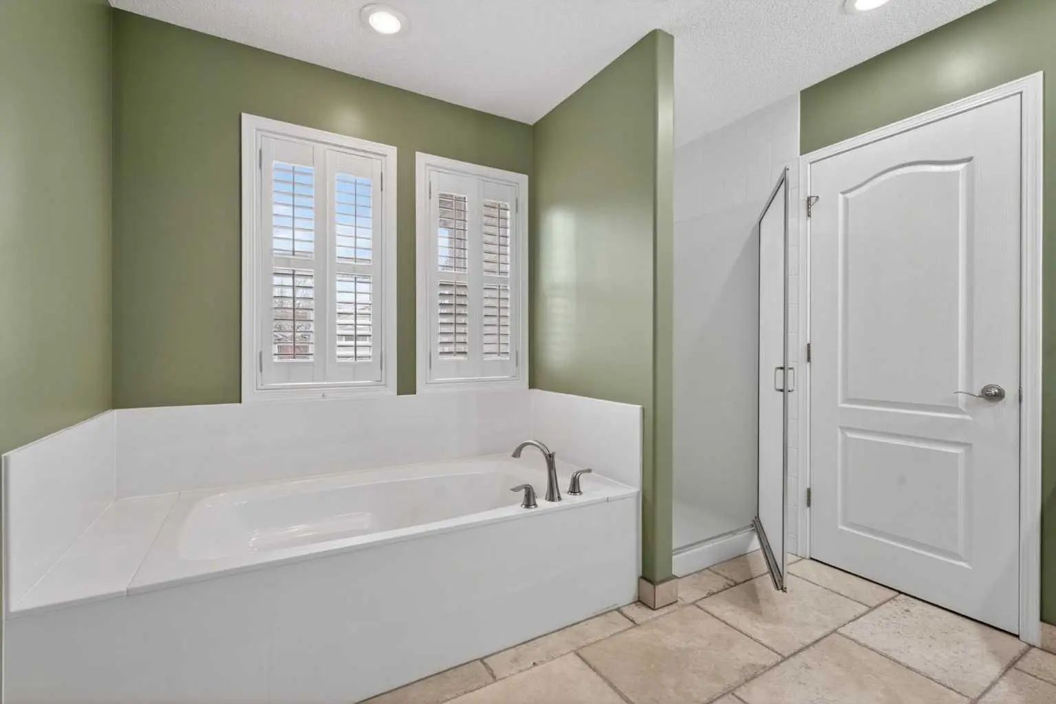 111 Valley Ponds Crescent Northwest, Calgary – Residential Detached Listing Photo 38