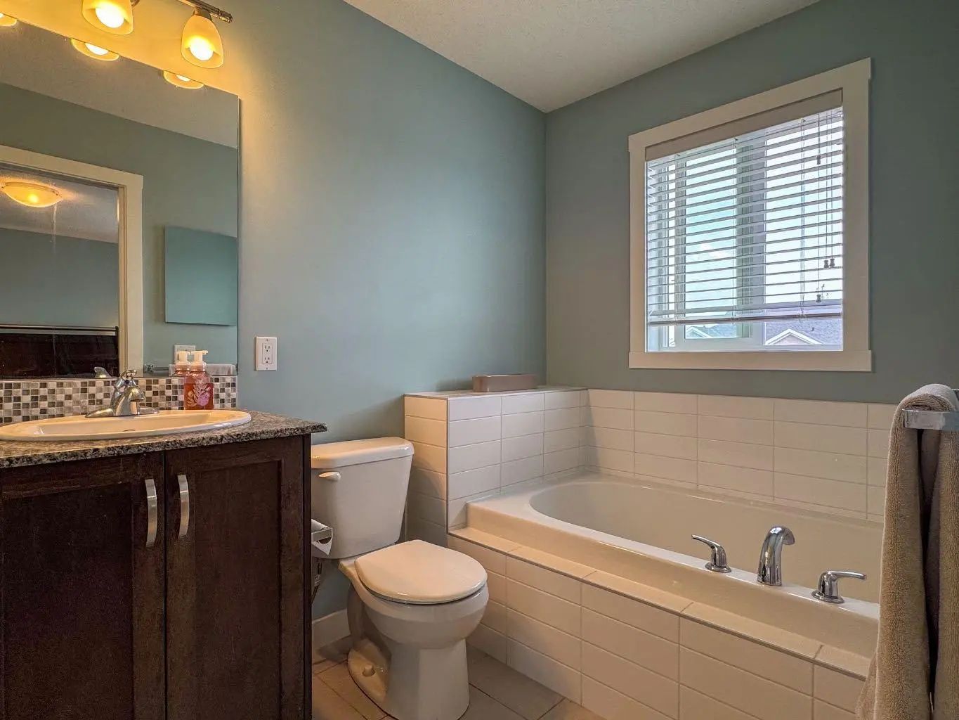 122 Midtown Boulevard Southwest, Airdrie – Residential Semi Detached (Half Duplex) Listing Photo 30
