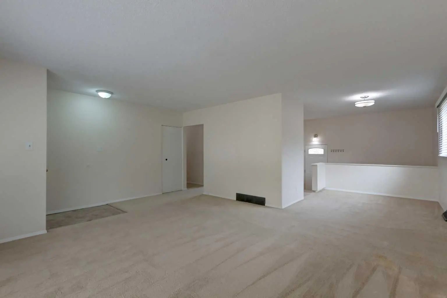 328 86 Avenue Southeast, Calgary – Residential Detached Listing Photo 6