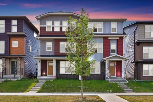 533 Savanna Boulevard Ne, Calgary