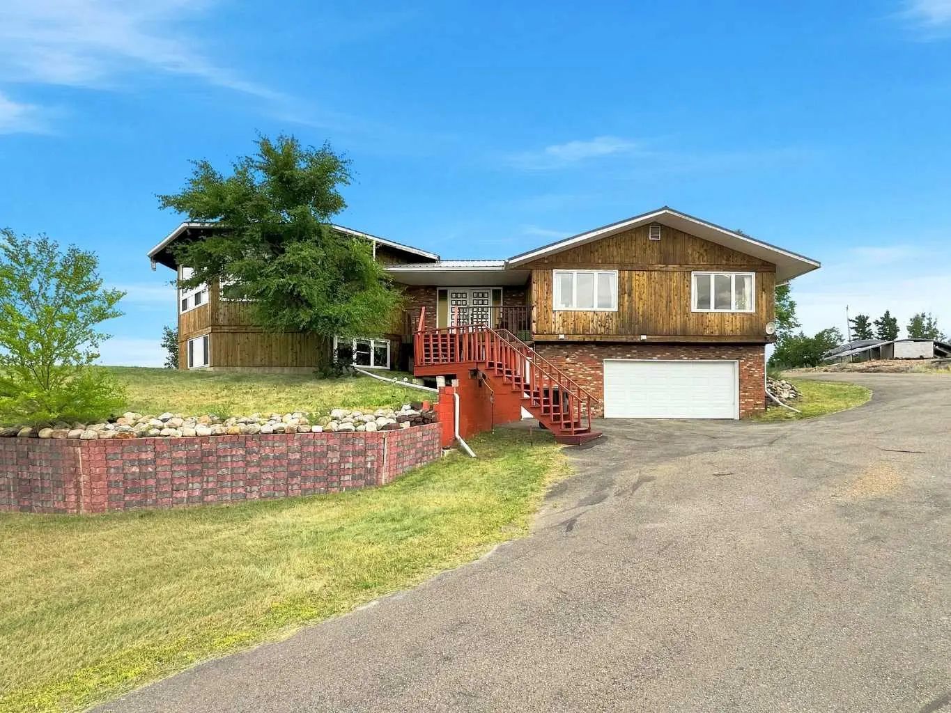 210 1 Street S Drumheller Alberta T0J 0Y9 Rosedale Details