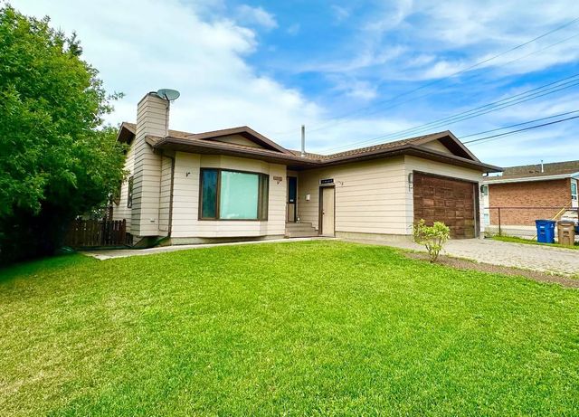 10024 103 Avenue , Lac La Biche