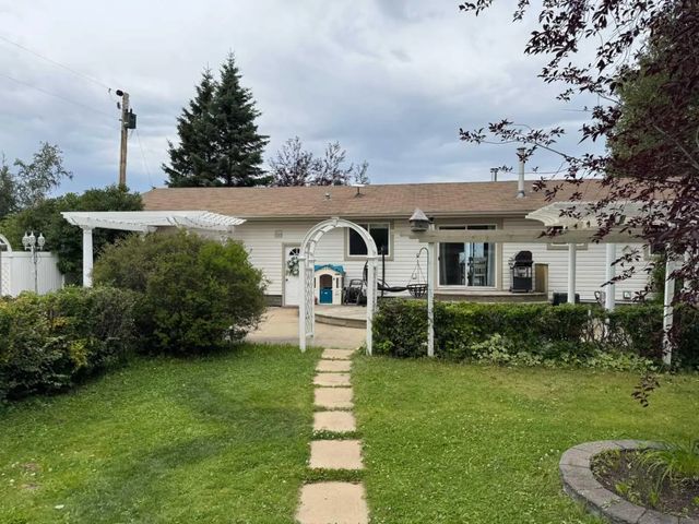 74008 Southshore Drive , Widewater