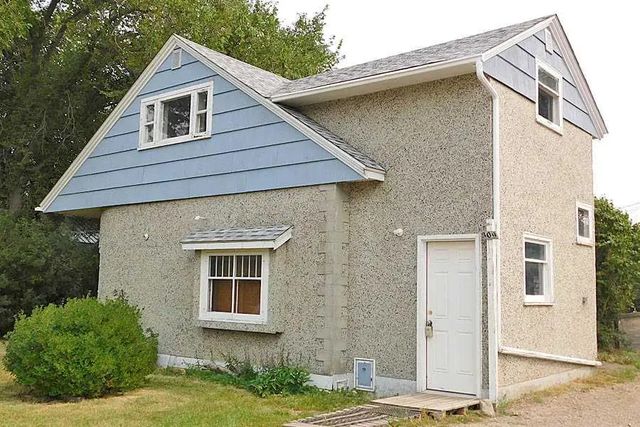 309 45 Avenue W, Claresholm