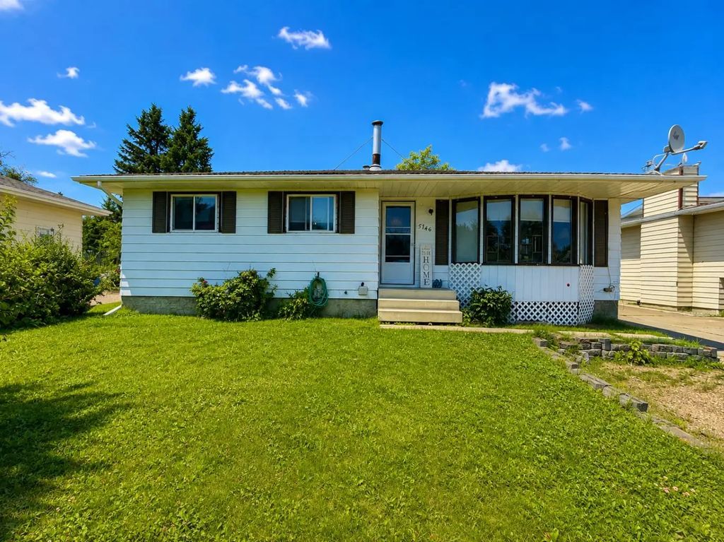 5746 9 Avenue , Edson