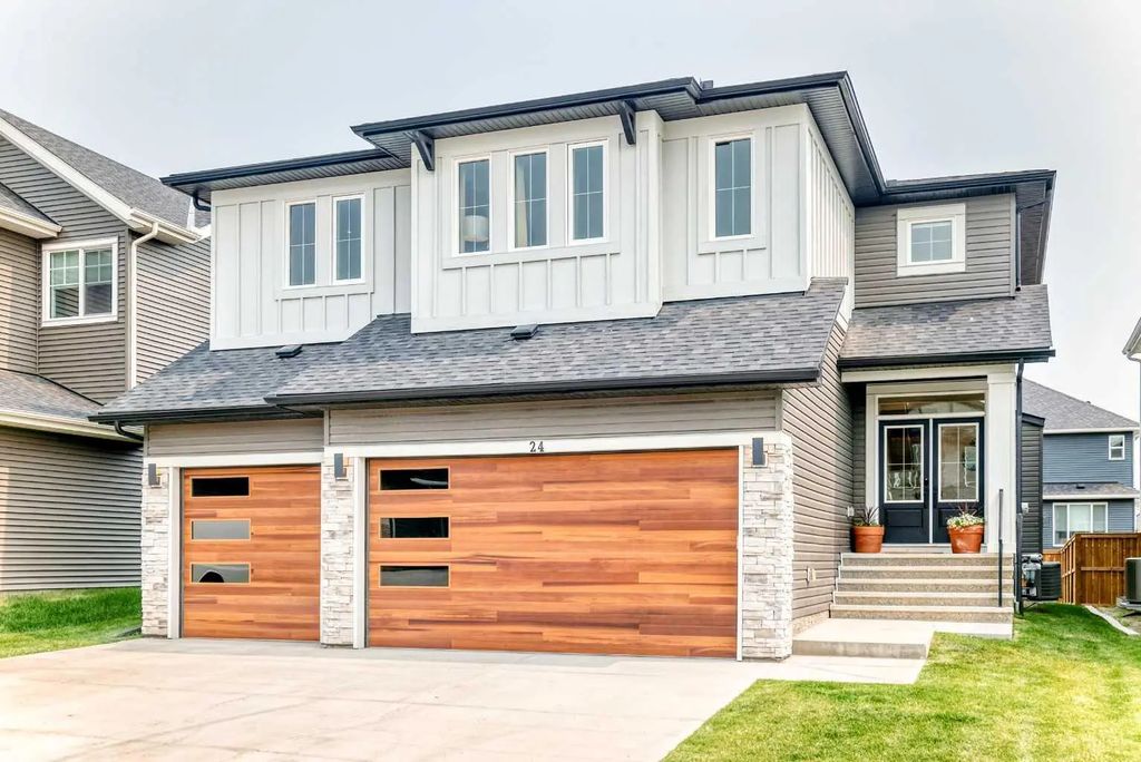 24 Emerson Crescent , Okotoks