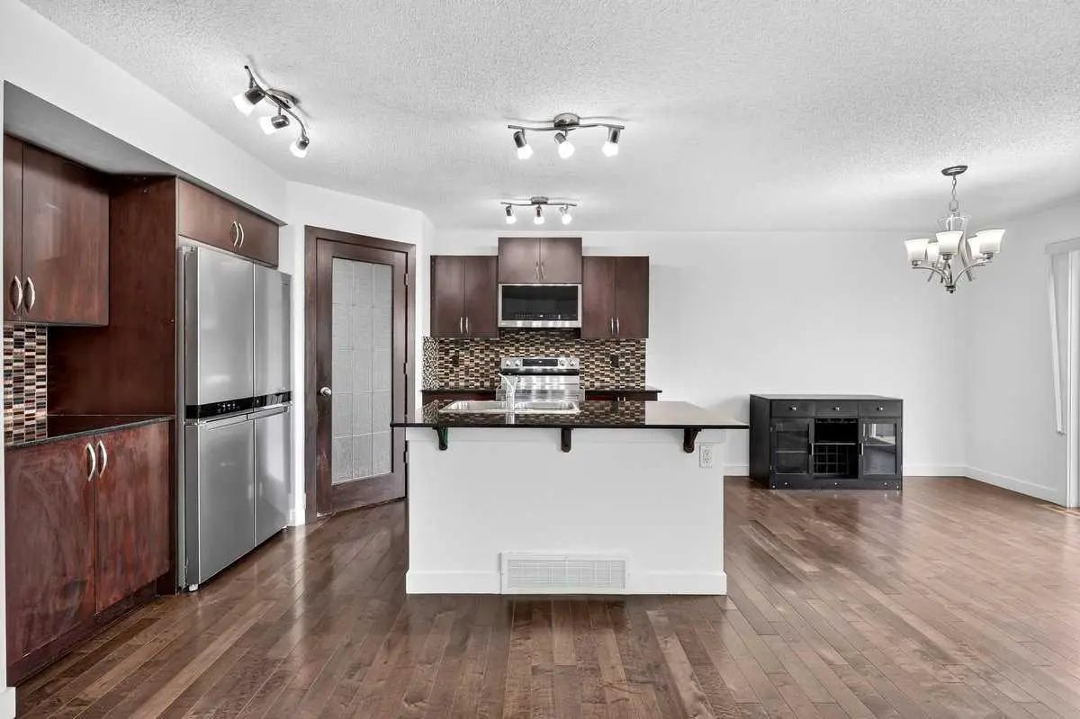 377 Panora Way Northwest, Calgary – Residential Detached Listing Photo 11