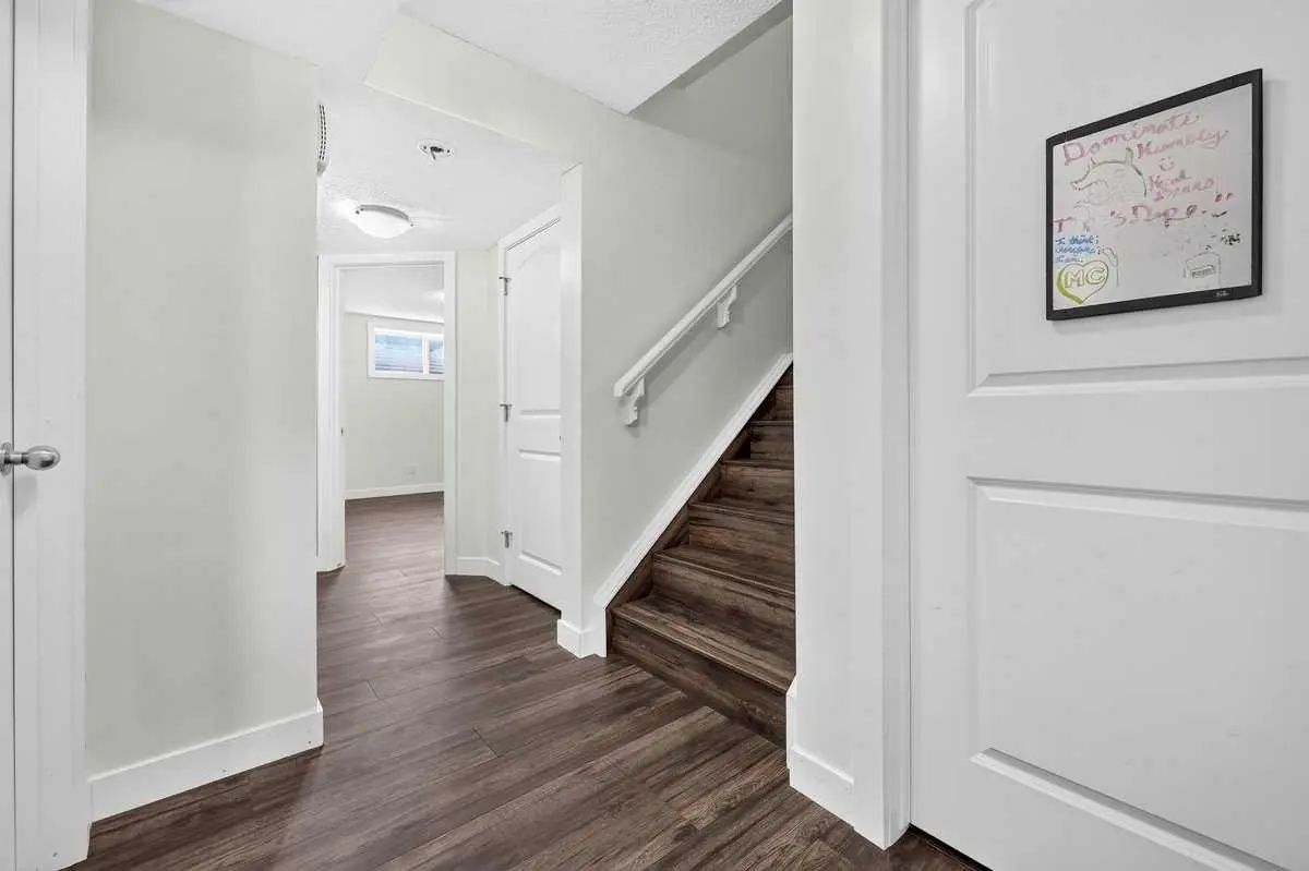 377 Panora Way Northwest, Calgary – Residential Detached Listing Photo 29