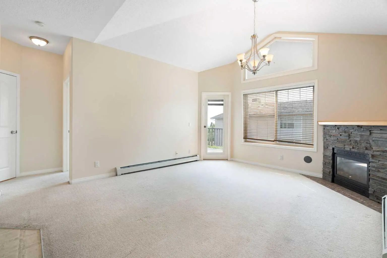 422 369 Rocky Vista Park Northwest, Calgary – Residential Apartment Listing Photo 10