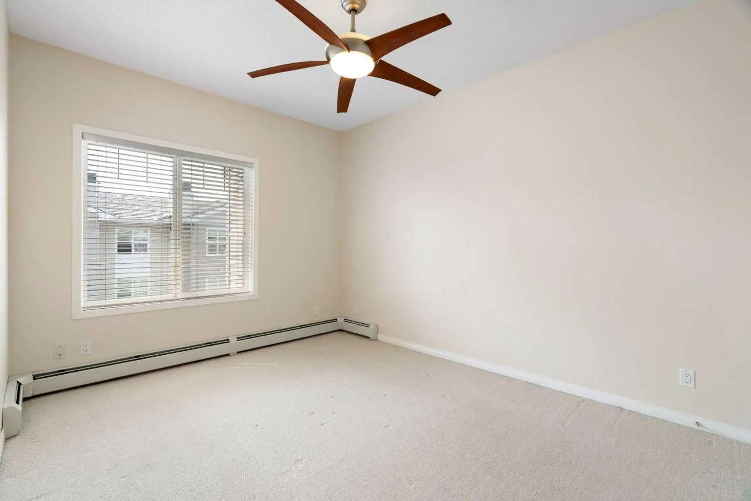 422 369 Rocky Vista Park Northwest, Calgary – Residential Apartment Listing Photo 16