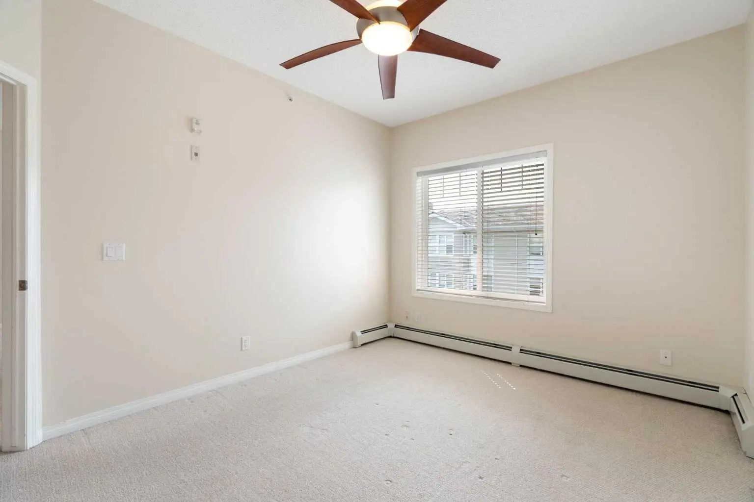 422 369 Rocky Vista Park Northwest, Calgary – Residential Apartment Listing Photo 17