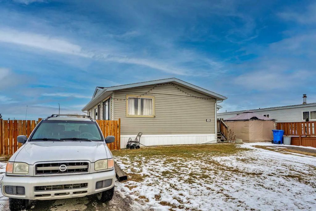 344 6220 17 Avenue Se, Calgary