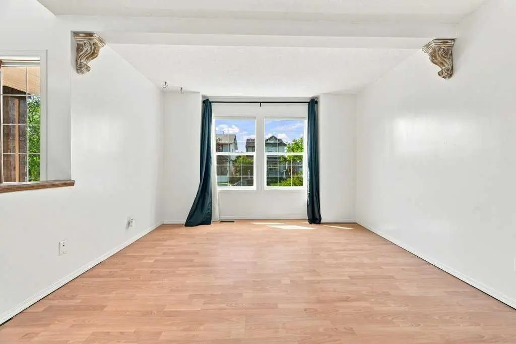 100 Coventry Road Northeast, Calgary – Residential Detached Listing Photo 6