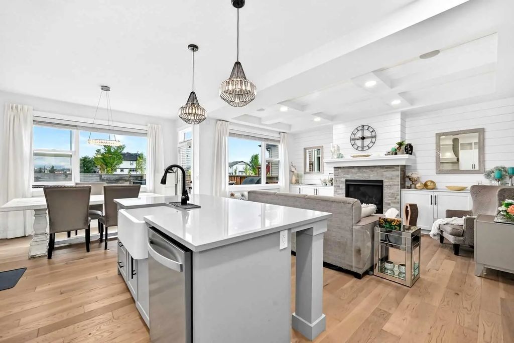 313 Walgrove Terrace Se, Calgary