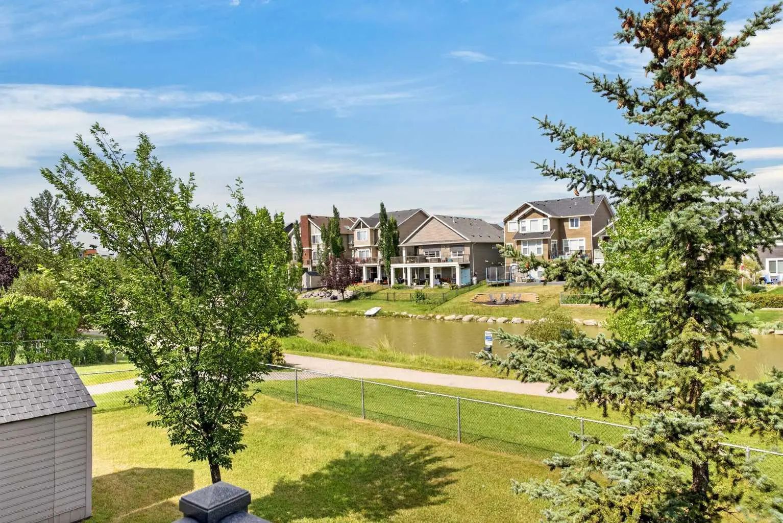 224 Bayside Point Southwest, Airdrie – Residential Row/Townhouse Listing Photo 17