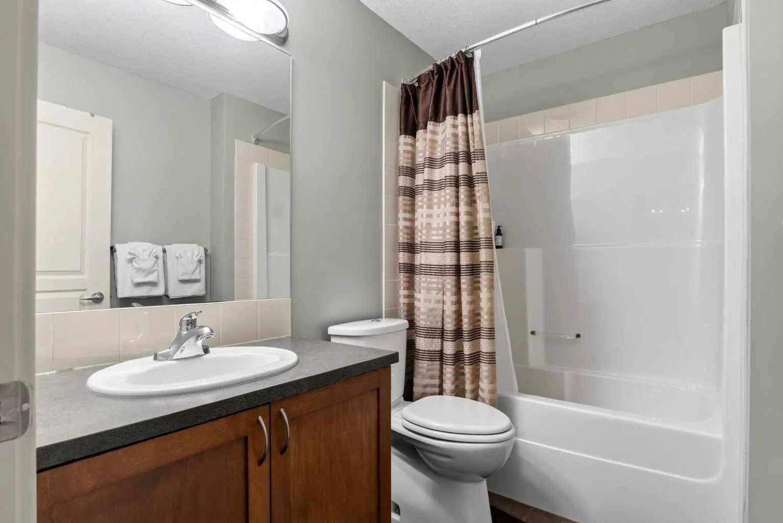 224 Bayside Point Southwest, Airdrie – Residential Row/Townhouse Listing Photo 29