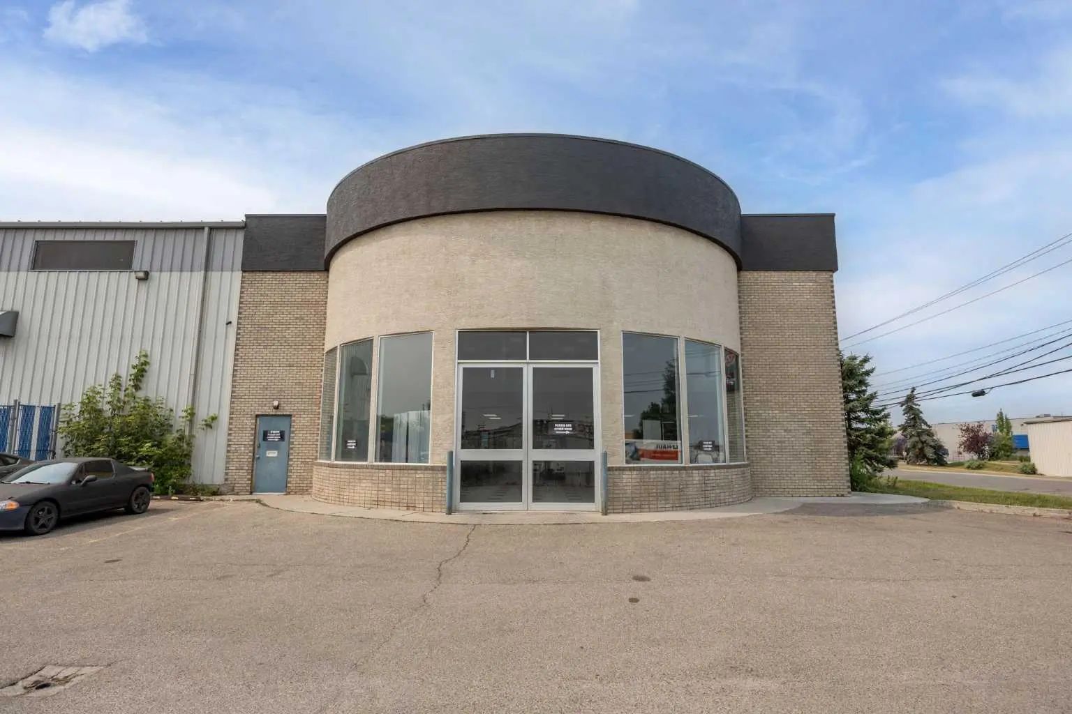 2341 20 Avenue Northeast, Calgary – Commercial Industrial Listing Photo 5